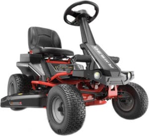 akkukäyttöinen, silppuava sivulle heittävä ajettava ruohonleikkuri