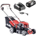 Vetävä ruohonleikkuri